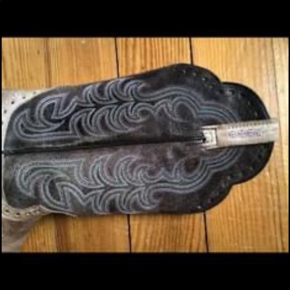 Women’s ariat boot - Picture 2 of 3